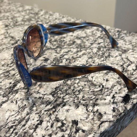 Jean LaFont Paris Hanoi 5152 Horn sunglasses - Picture 5 of 16